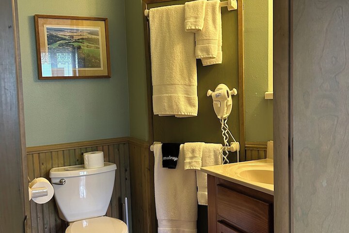 Justin Trails Resort LLC.