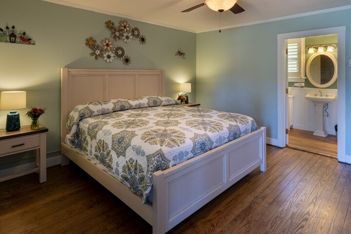 Room 15 of 21