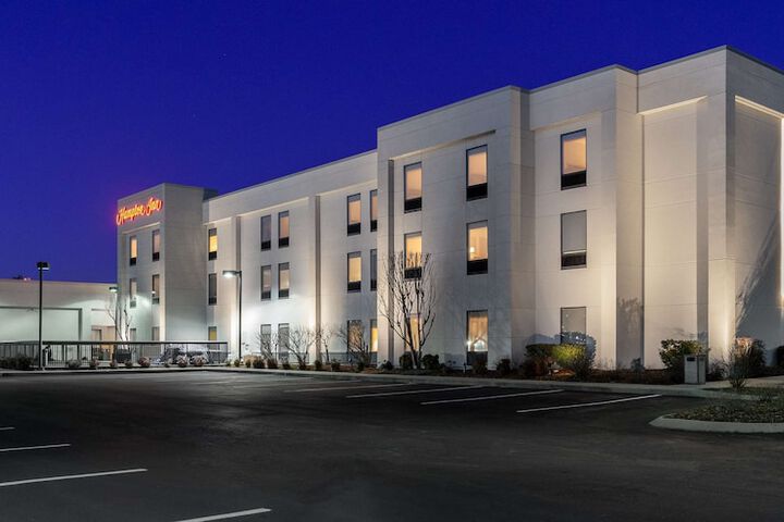 Hotel 4 of 56