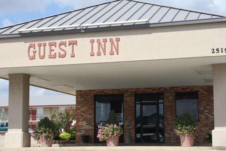 Hotel 3 of 35