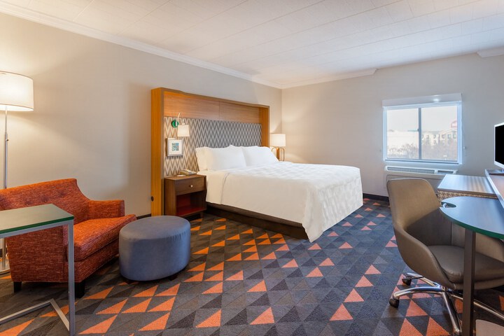 Holiday Inn Philadelphia South - Swedesboro by IHG