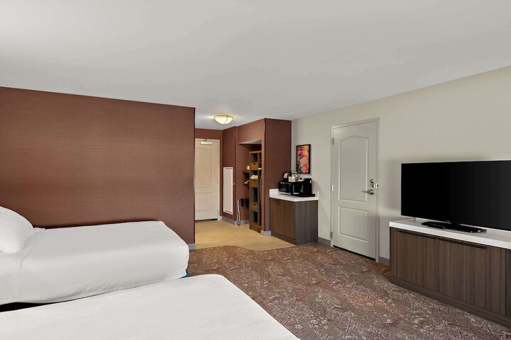 Hilton Garden Inn Omaha East / Council Bluffs