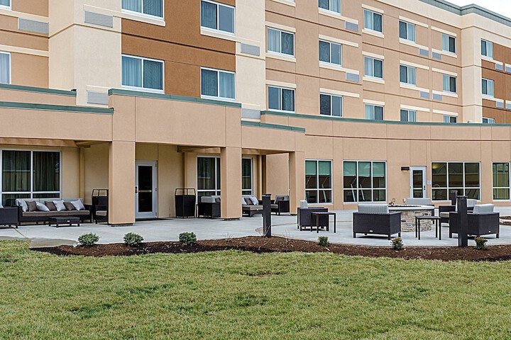 Courtyard by Marriott Somerset