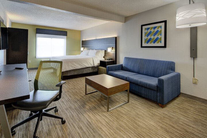 Holiday Inn Express & Suites Charlotte-Concord-I-85 by IHG