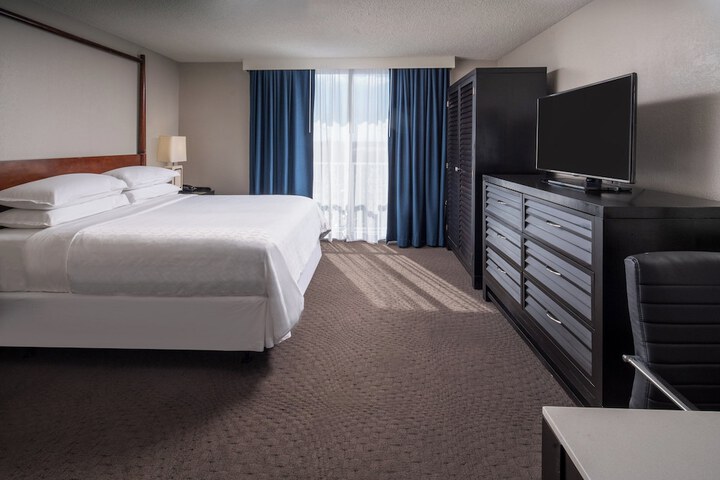 Room 18 of 39