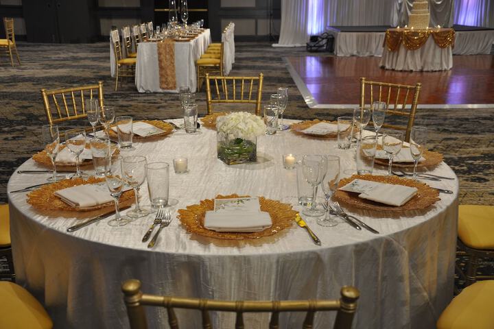 Ballroom/Hall 89 of 92