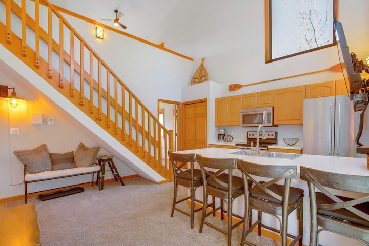 Steps to Grand Lake: the Innlet Condo!