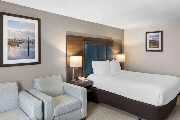 SureStay Hotel by Best Western SeaTac Airport North