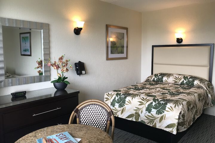 Room 21 of 43
