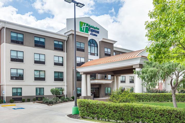 Hotel 5 of 57
