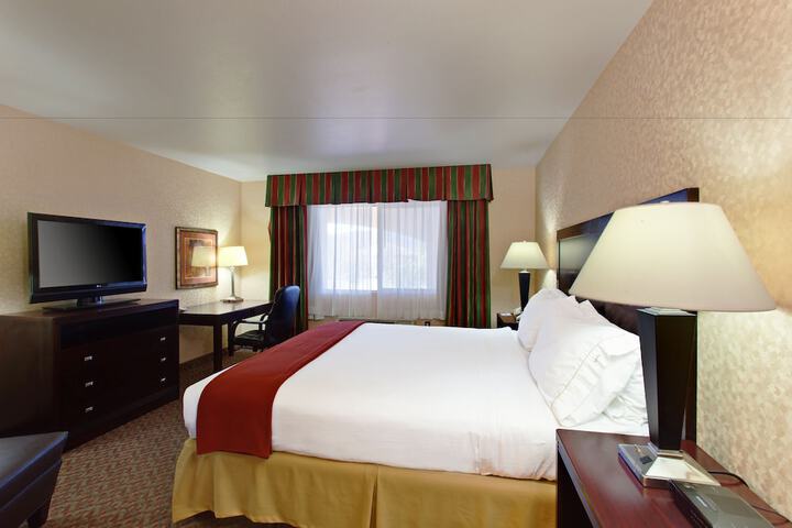 Room 19 of 30