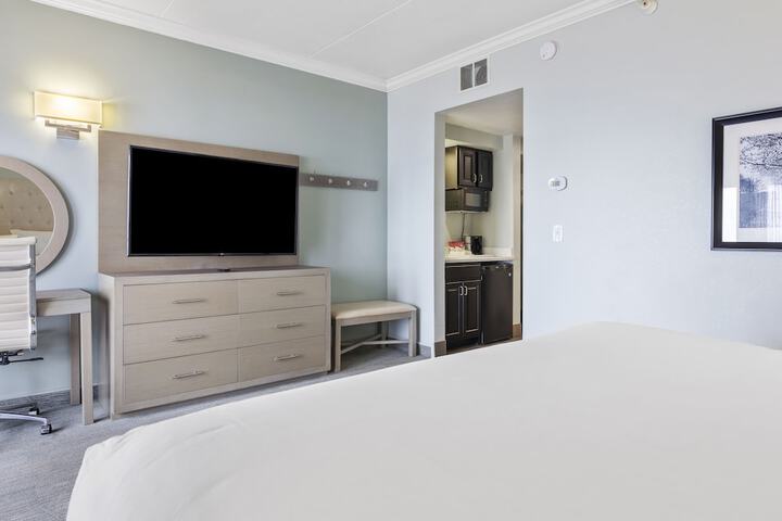 Room 118 of 149