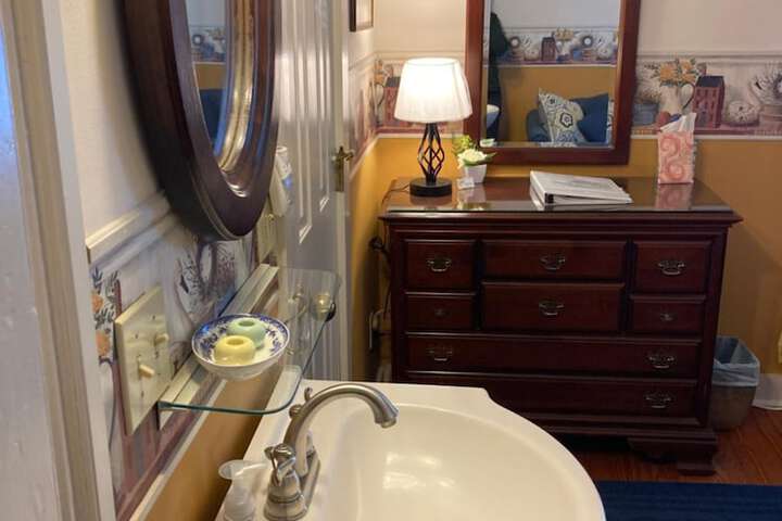 Room 21 of 22