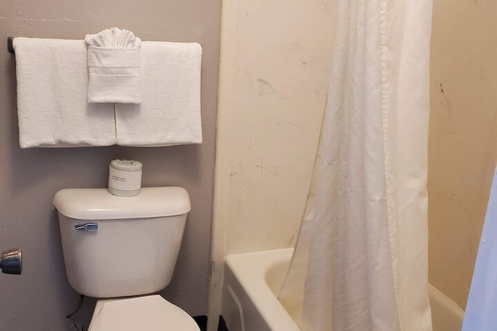 Americas Best Value Inn Wildersville