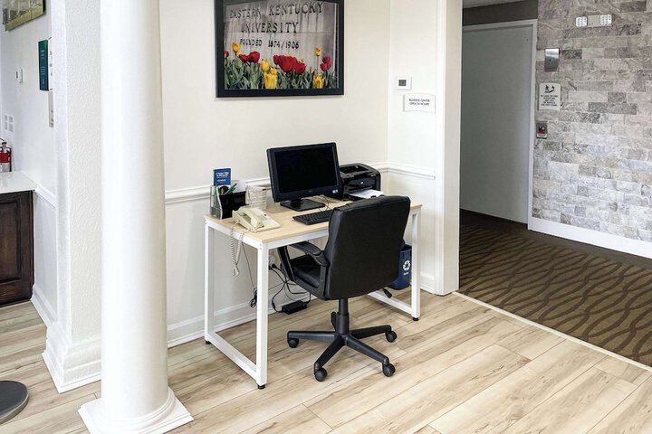 Business Center 67 of 67