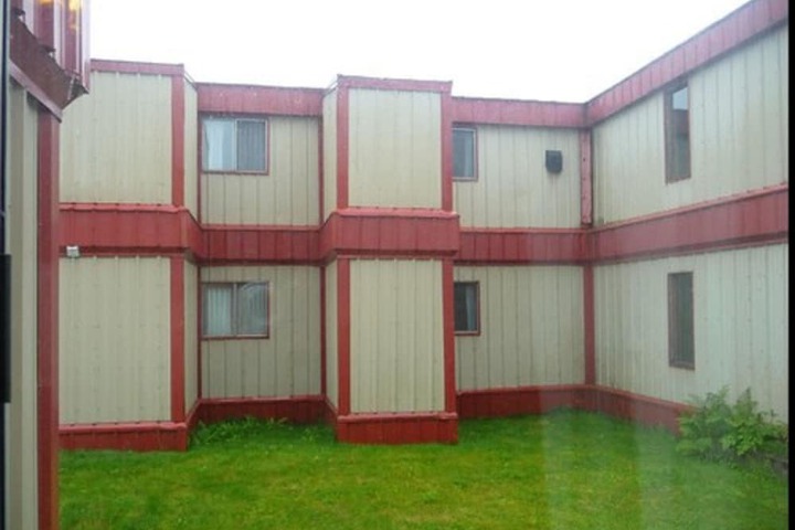 Hotel 4 of 40