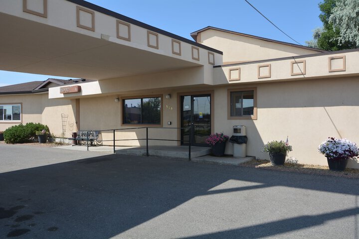 Locomotive Inn
