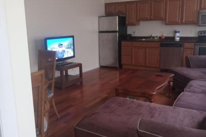1 bedroom with free parking