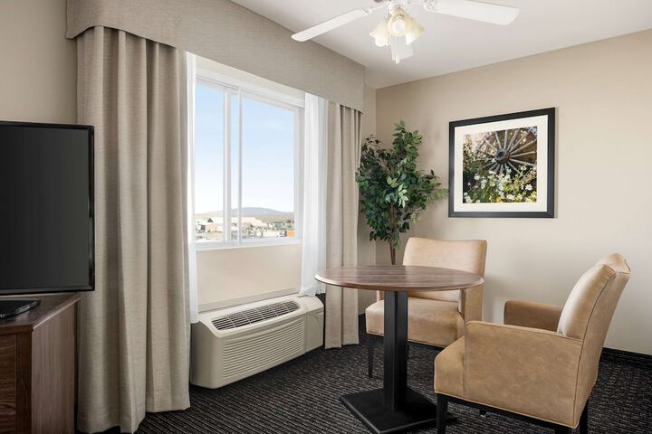 Room 15 of 26