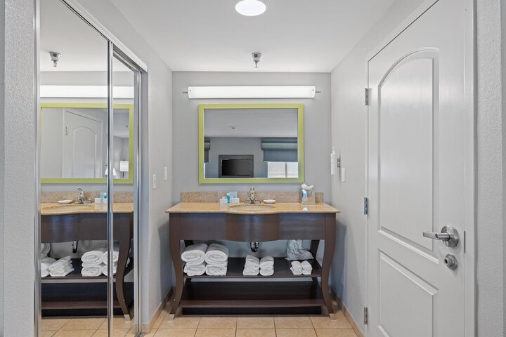Hampton Inn & Suites Madera