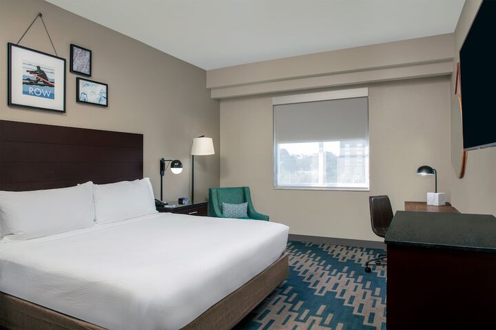 Room 18 of 29