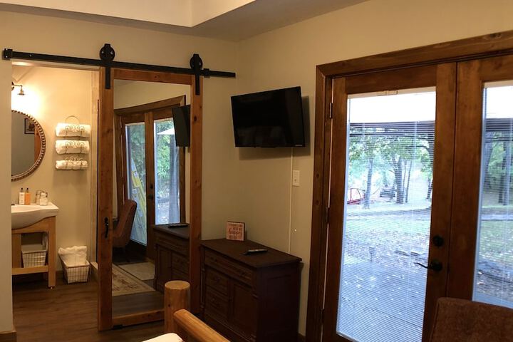 Room 20 of 28