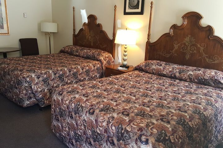 Room 15 of 19