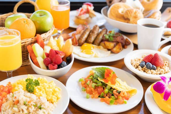 Breakfast/Coffee Service 186 of 242