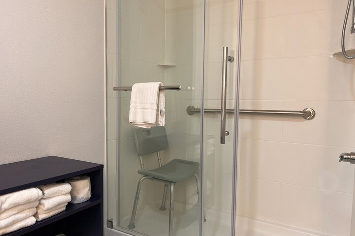 Comfort Suites Louisville Airport