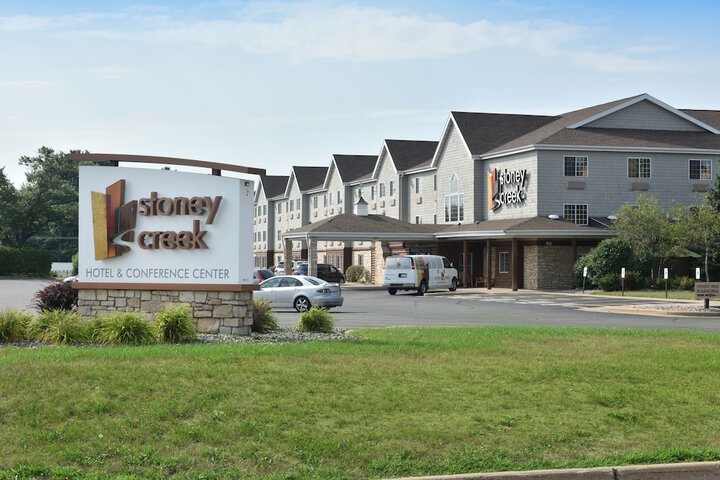 Cedar Creek Hotel Wausau - Rothschild