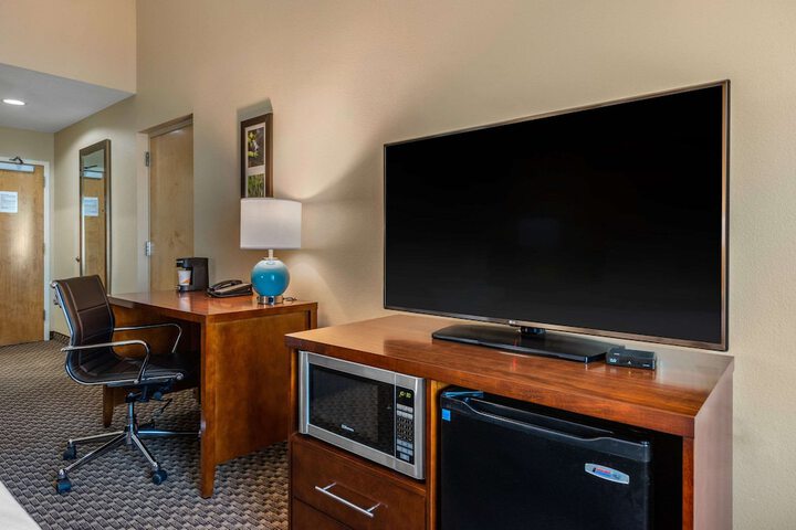 Room 12 of 41