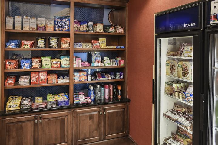 Hampton Inn & Suites Youngstown-Canfield