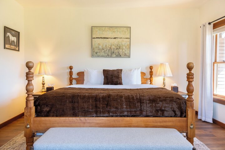 Casia Lodge and Ranch