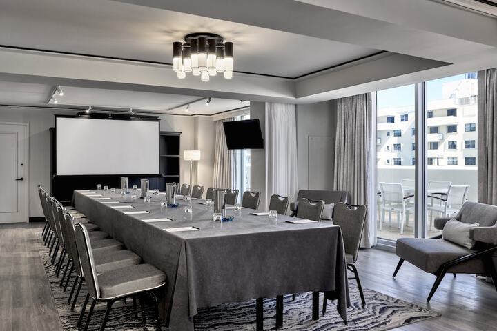 Loews Miami Beach Hotel – South Beach
