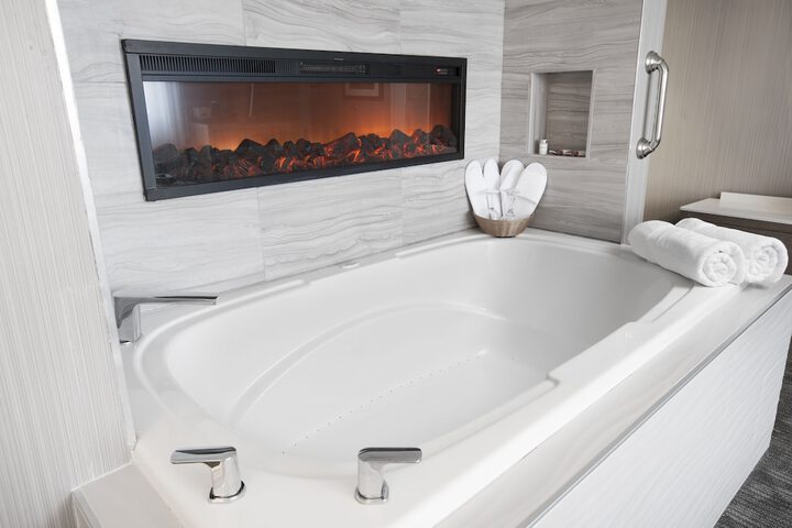 Hot Tub 59 of 59