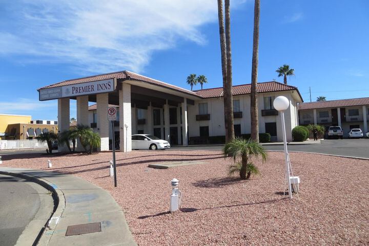 Hotel 3 of 52