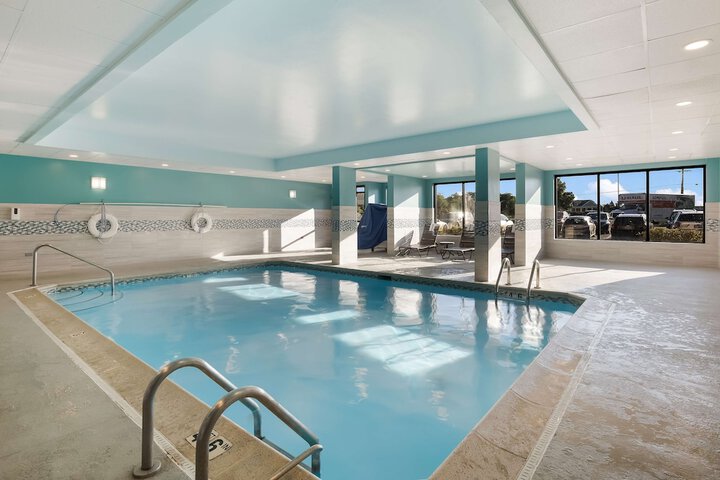 Hampton Inn McHenry