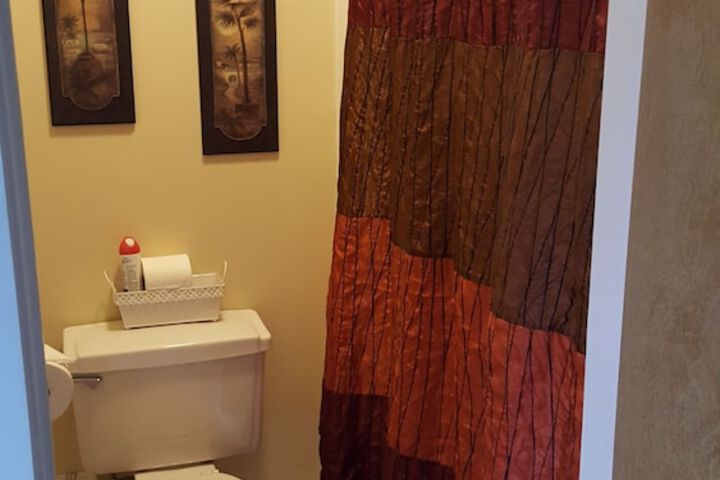 Room 18 of 78