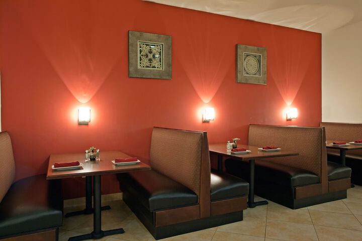 Dining 56 of 65