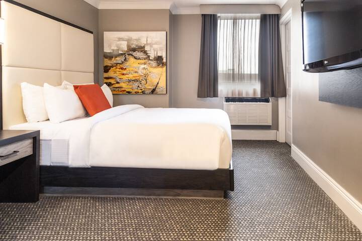 Room 204 of 354