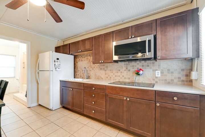 Cozy Edenton Vacation Rental w / Boat Dock Access!