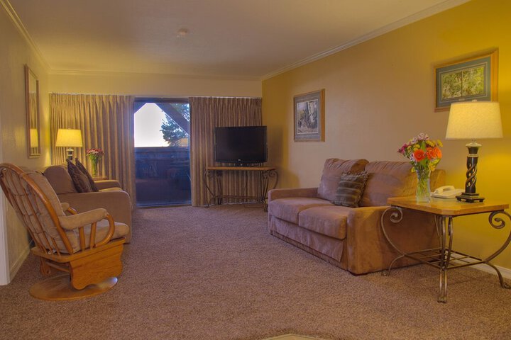 Fairmont Hot Springs Resort