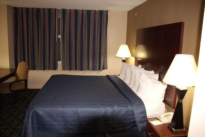 Room 3 of 15