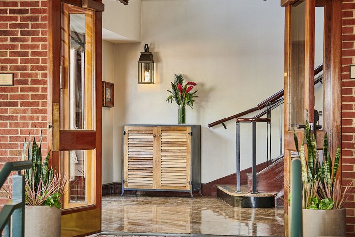 Hotel 4 of 40