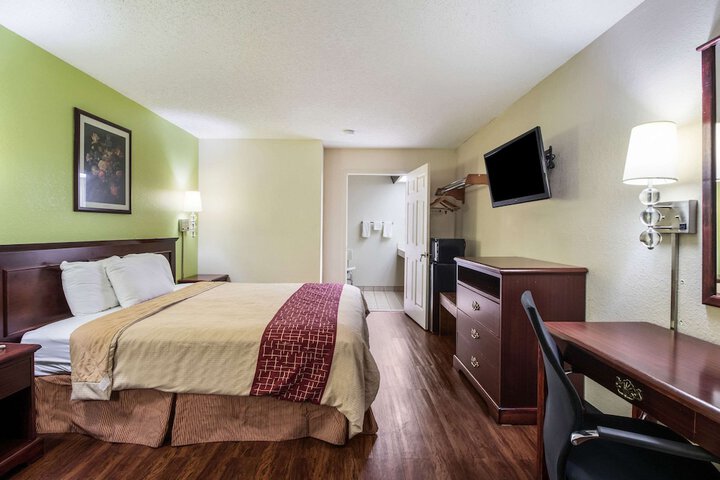 Room 21 of 44