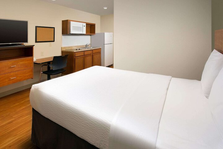 Room 14 of 15