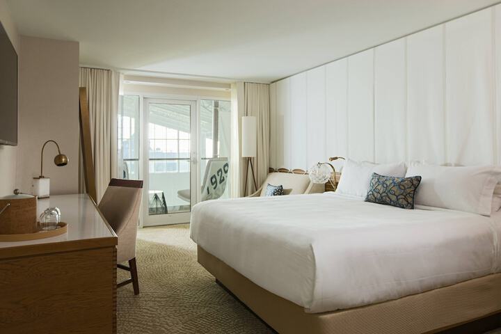 Room 21 of 113