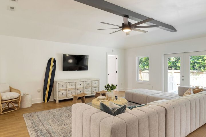 Lumie by Avantstay 5BR Ranch w / Firepit + Patio