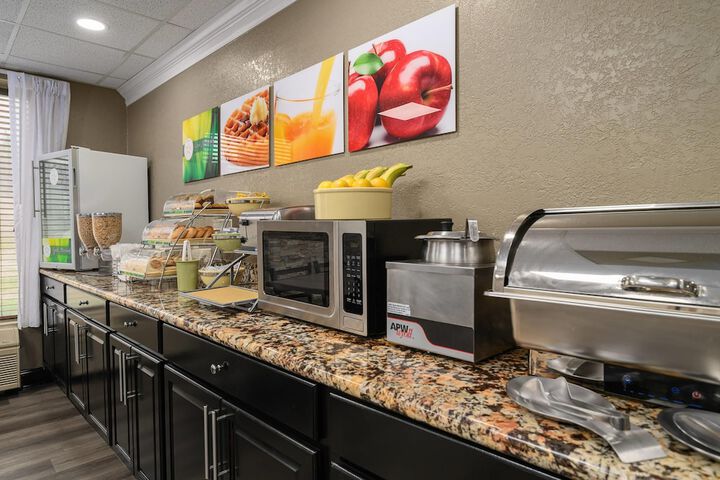 Quality Inn & Suites Lexington South