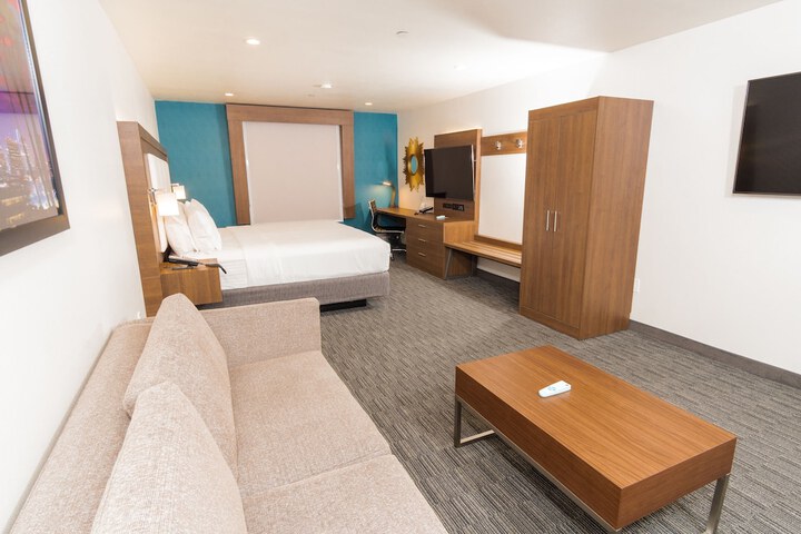 Room 49 of 68